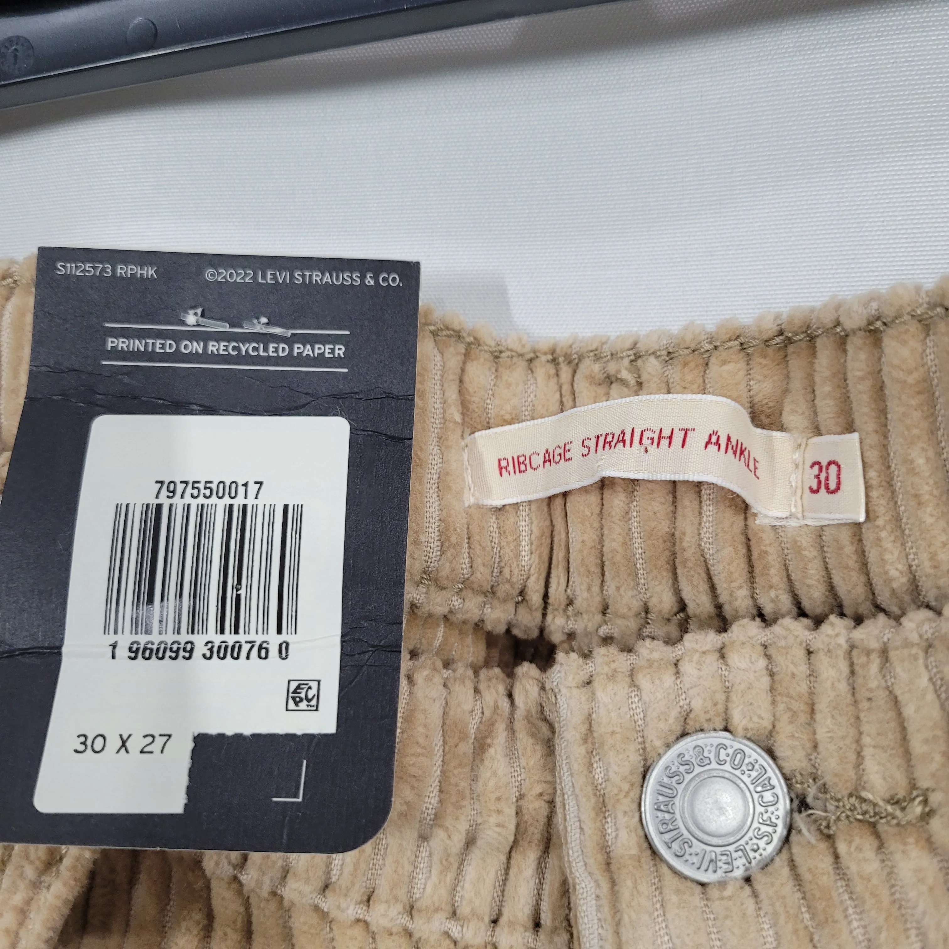 Levi's Premium Corduroy Ribcage Straight Ankle Women's Pants Granola Brown