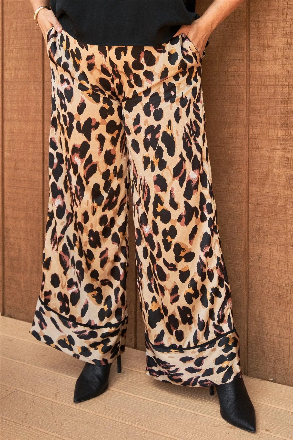 Plus Size Combo Print Satin High-Waisted Pants /3-2-1